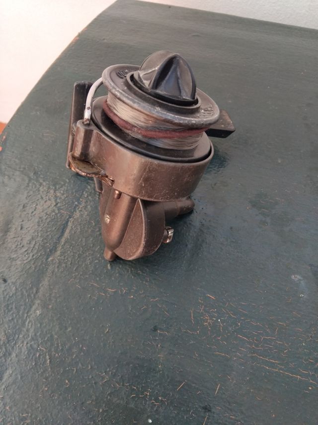 Cegarra preparado para pezca con tanza n