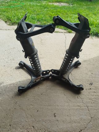 Brazos suspension traseros, amortiguador A4