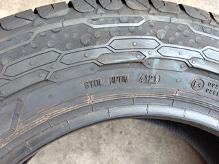 2 gomas 215/65/16C Uniroyal,Nuevos,Reacondicionad