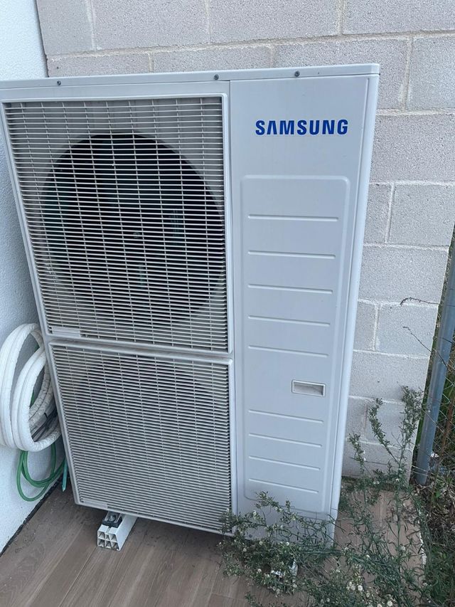 Aerotermia Samsung climateHub TDM plus