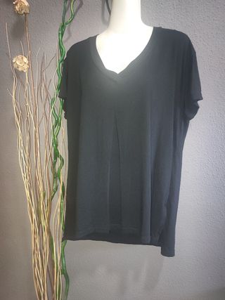 Camiseta manga corta cuello en V 