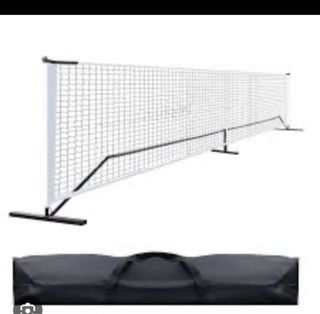 Red Pickleball y palas 