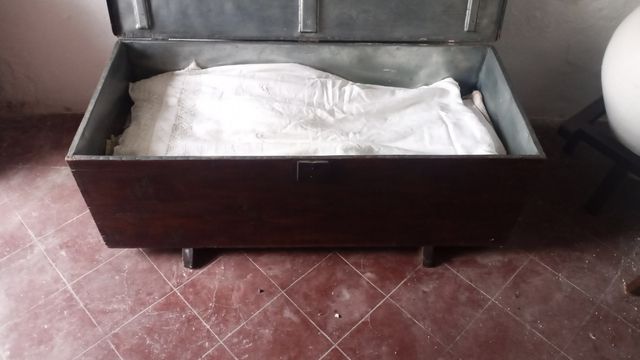 Arcón refrigerador en madera castaño