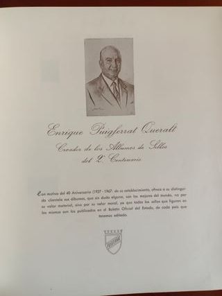 Album sellos España + mas de 300 sellos