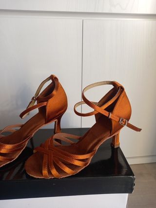 Zapatos baile