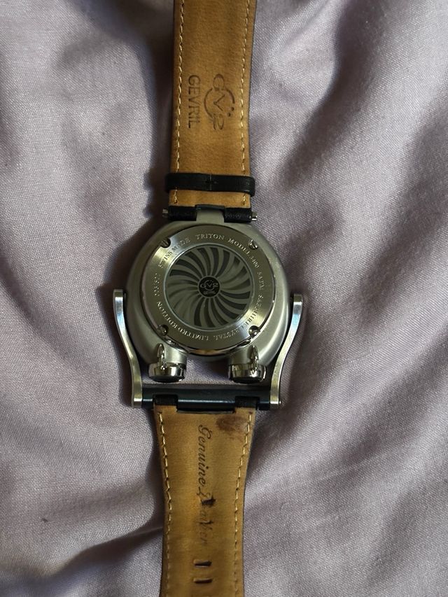 GV2 Triton 3400 Limited Edition Swiss autom.