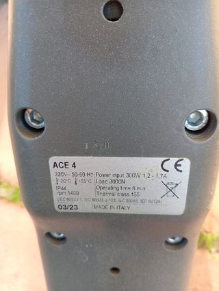 Motor electromecánico puerta batiente