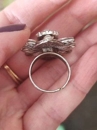 Anillo piedras 