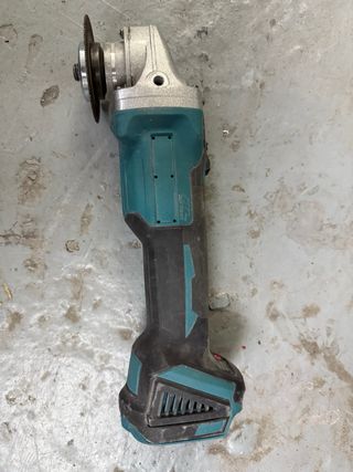 Lijadora  y amoladora a bateria