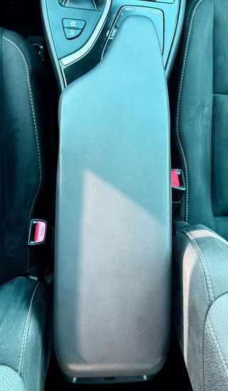 Lexus UX 2021