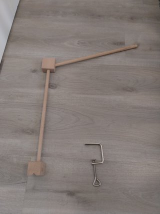 Móvil de madera para cuna de bebé