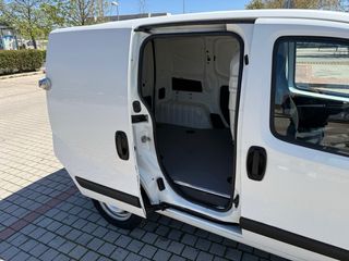 ALQUILER furgoneta FIAT Fiorino 2018