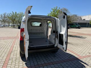 ALQUILER furgoneta FIAT Fiorino 2018