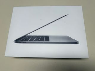 MacBook Pro 2017 512GB 16 GB RAM