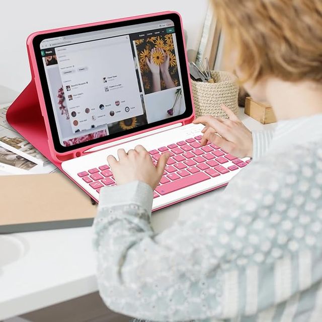 ☘️Funda con teclado iPad 10a/11a gen nueva