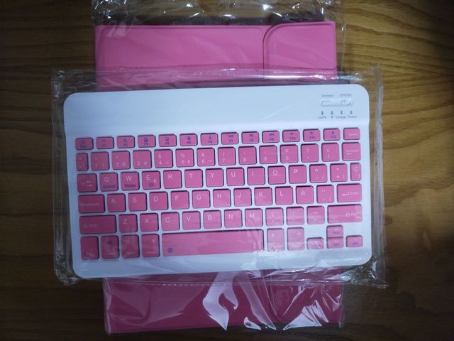 ☘️Funda con teclado iPad 10a/11a gen nueva