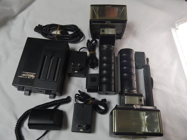 Kit flash METZ MECABLITZ 45CL-4 digital + 2x 60CT4