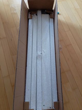 2 Patas metálicas en forma de U