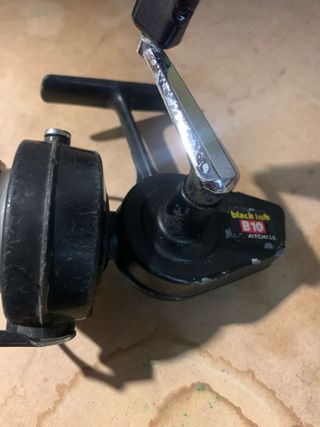 Carrete de pesca clasico Mitchell. Black fish B10