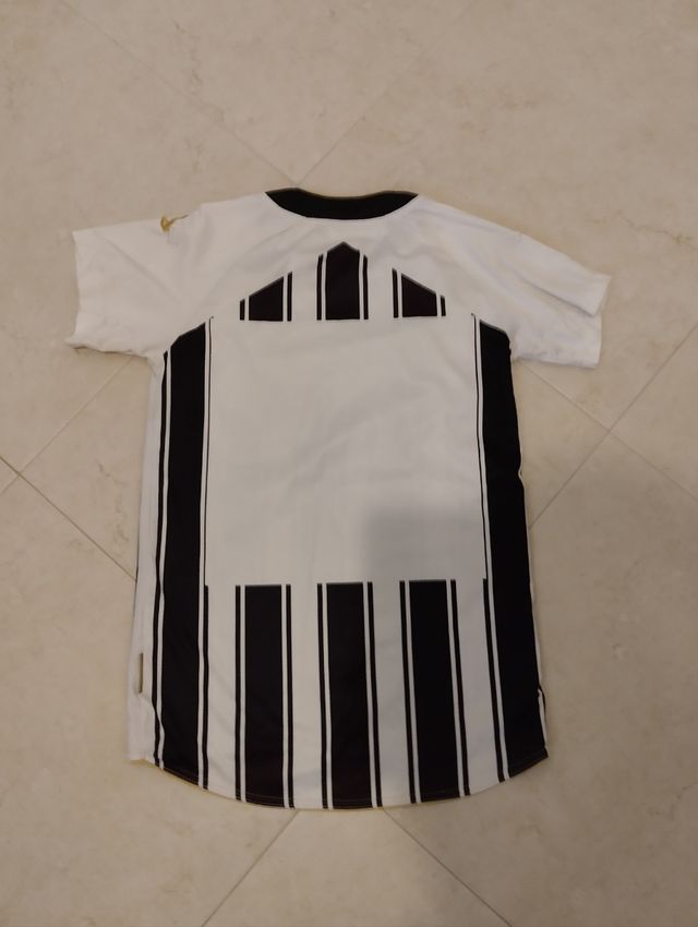 Maglia sportiva a maniche corte