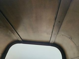 Tavolino Polaris in ottone