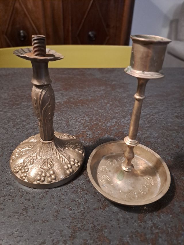 Coppia oggetti ottone lume e candeliere