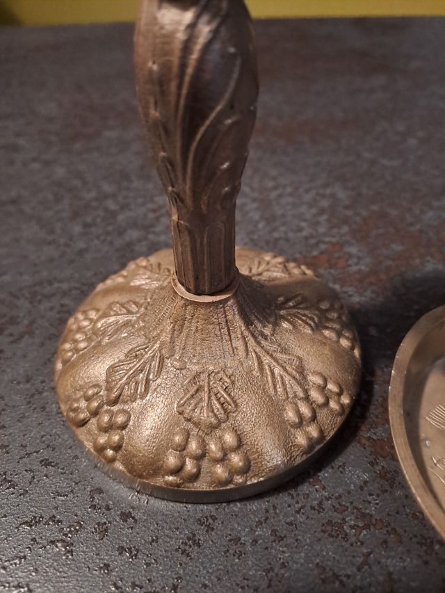 Coppia oggetti ottone lume e candeliere