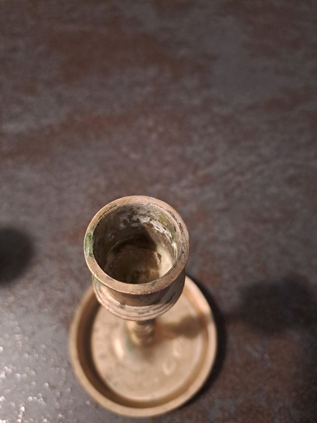 Coppia oggetti ottone lume e candeliere