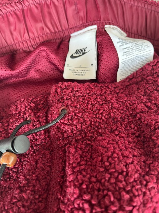 Pantalón borrego Nike M