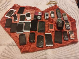 Lote teléfonos antiguos