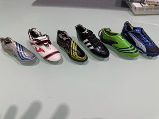 Llaveros Botas futbolistas marca