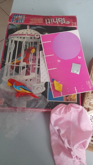 Tahiti, pappagallo di Barbie