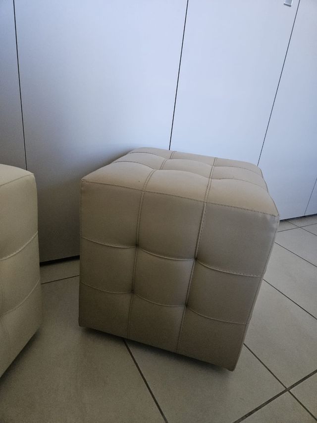 Pouf Cattelan Bob tortora