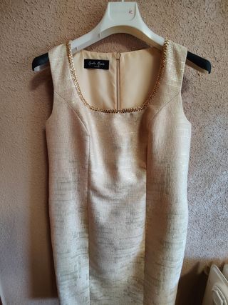 Elegante conjunto celebraciones mujer