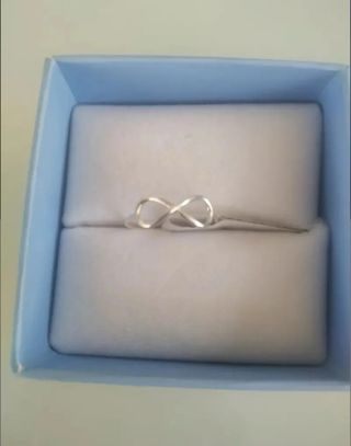 Anillo Infinito. De plata de ley