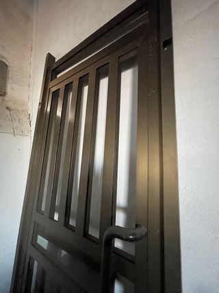 Puerta para exterior de aluminio