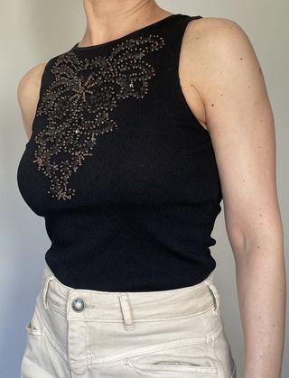 Top negro "Zara" abalorios