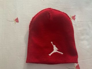 Gorro de lana unisex a estrenar 
