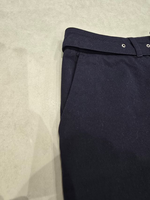 Falda CyA t.44 46 con etiquetas