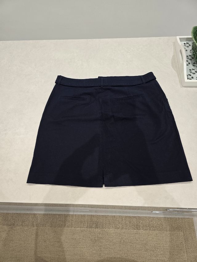 Falda CyA t.44 46 con etiquetas