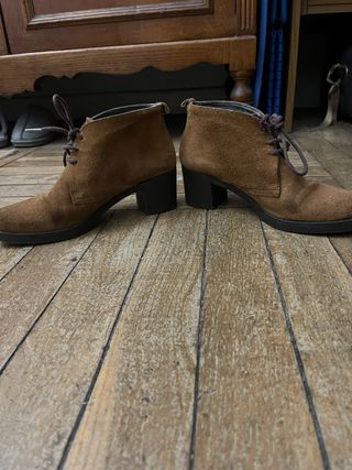 Botines tacon cordones