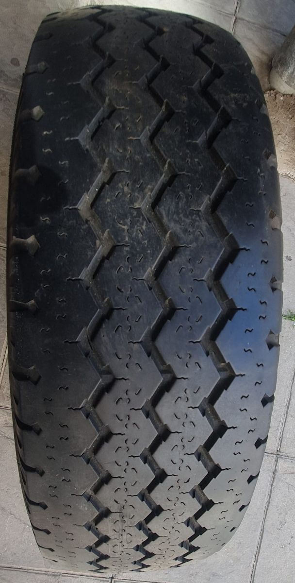 MICHELIN 225 75 16 CAMPING