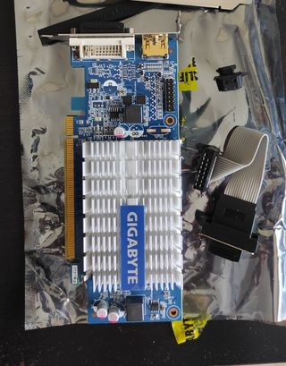 NVIDIA GEFORCE 210 1GB DDR3 PCI-E