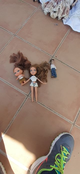 Muñecas bratz