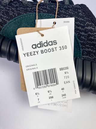 adidas Yeezy Boost 350 Pirate Black 2023 - 40 EU