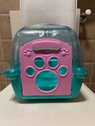 Trasportin de juguete.