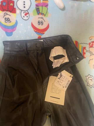 pantalon de cuero