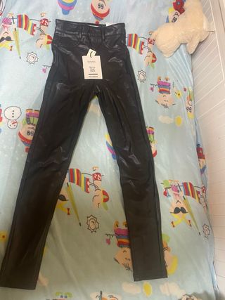 pantalon de cuero