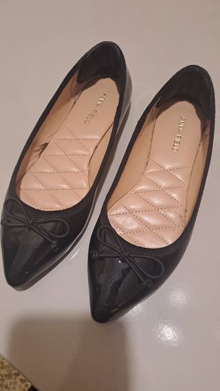 Manoletina negras de charol