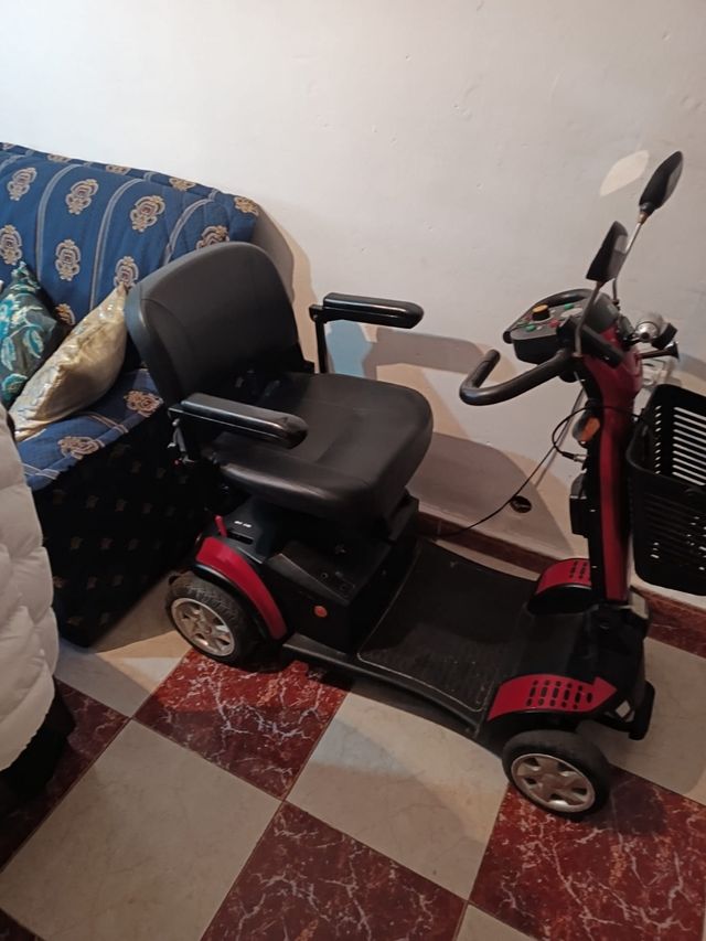Scooter eléctrico para ancianos